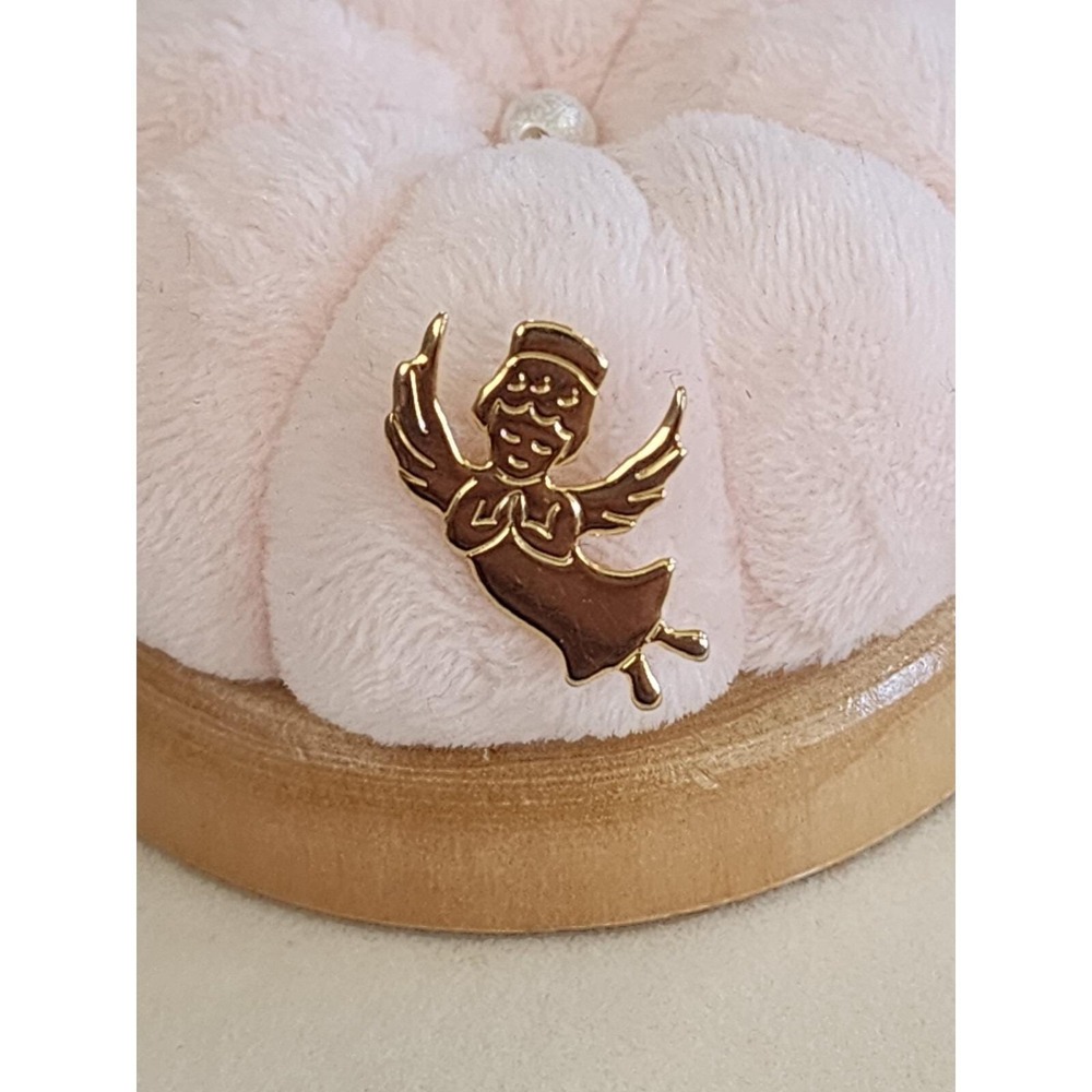 45 Yr Old Angel Wings Flying Praying Halo Pin Brooch Gold Tone FREE $HIPPING!!